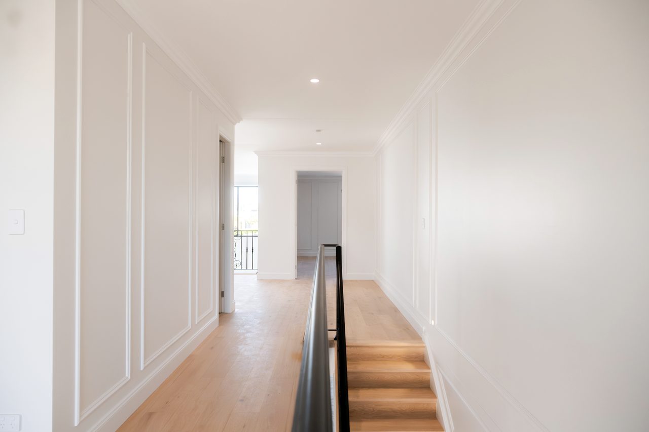 The upstairs hall and the void